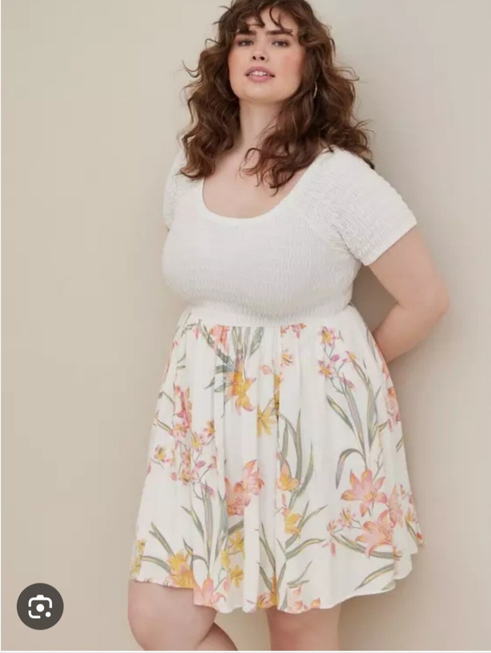 Torrid Sz 1 White Floral Smocked Babydoll Dress